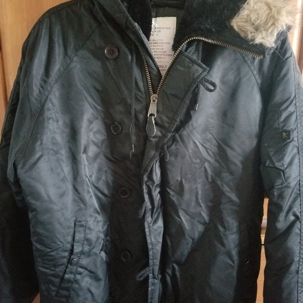 PARKA - Picture 5 of 5
